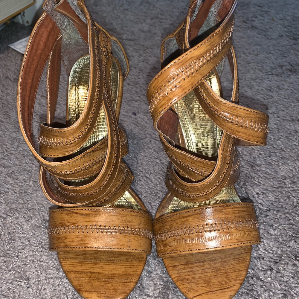 Tan heels
